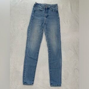 American Eagle High-rise Next Level Stretch Skinny Jeans/Jeggings Size 4 Long